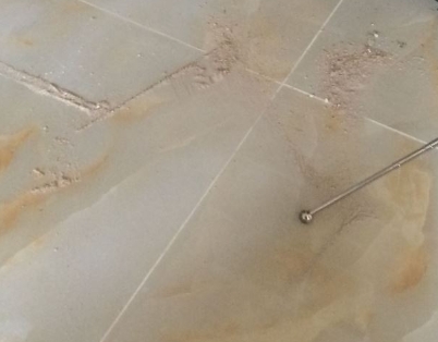 太子河瓷砖空鼓维修公司分享粘合剂选择不当在瓷砖铺贴过程中可能导致以下问题